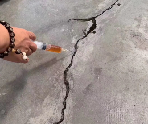 汝城混凝土裂缝修补技术详解​